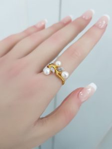 Yellow Gold Diamond Ring with Pearls - R4628