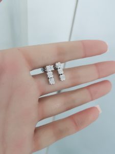White Gold Diamond Earrings - E4684