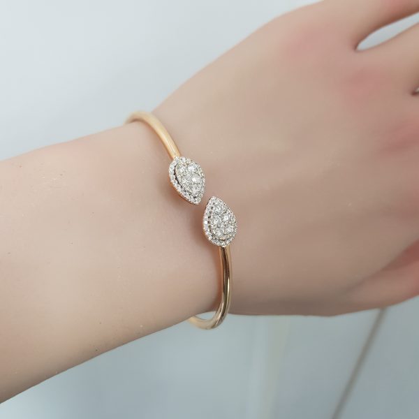 Yellow Gold Diamond Bracelet - B5931