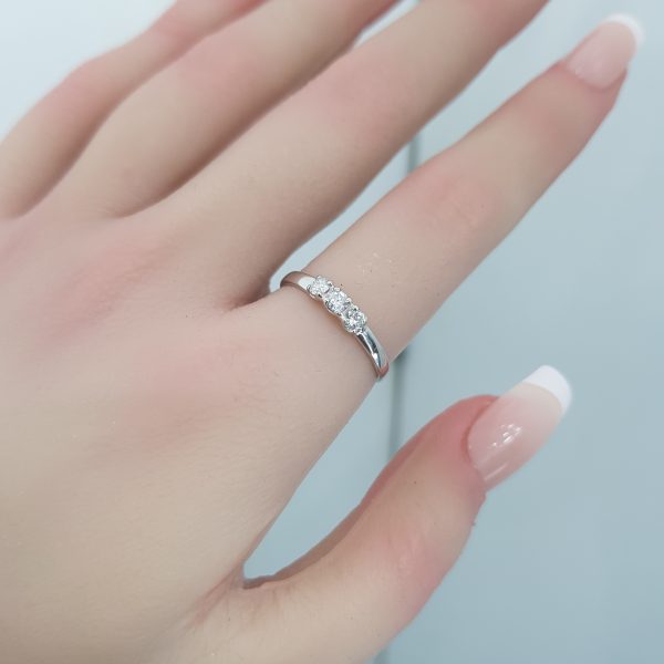 White Gold Diamond Ring - R4250