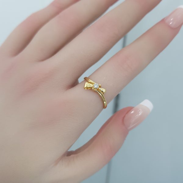 Yellow Gold Diamond Ring - R4403