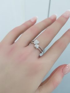 White Gold Diamond Ring - R4639