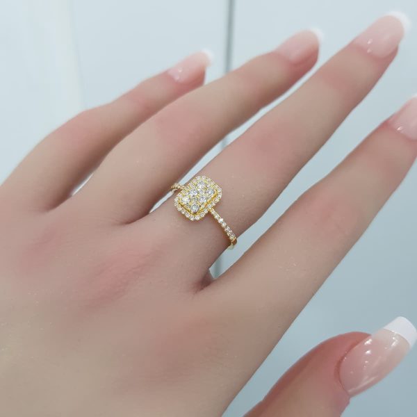 Yellow Gold Diamond Ring - R4647