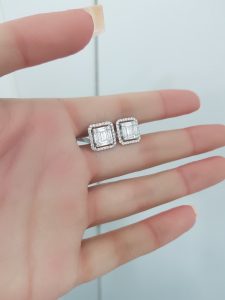 White Gold Diamond Earrings - E4961