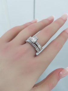 Twins Diamond Rings - T3686
