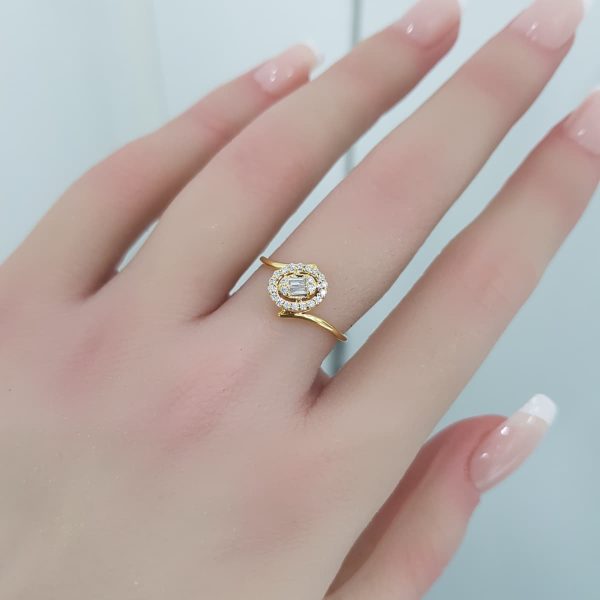 Yellow Gold Diamond Ring - R4645