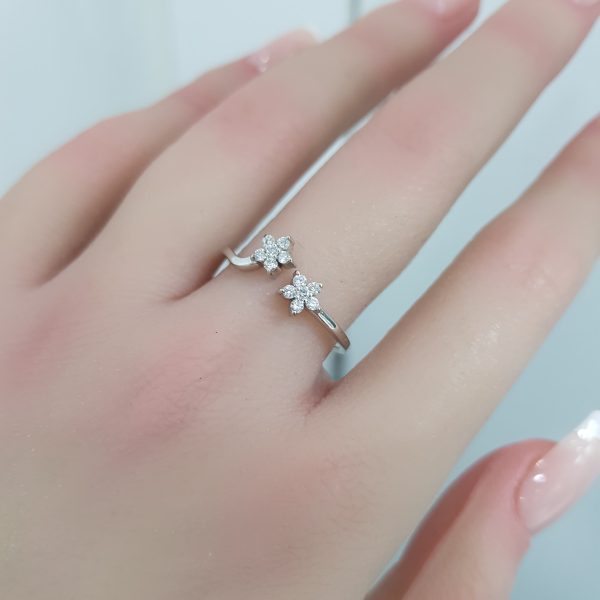 White Gold Diamond Ring - R4627