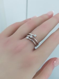 White Gold Diamond Ring - R4658