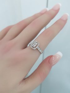 White Gold Diamond Ring - R7507