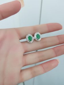 White Gold Diamond Earrings with Natural Emerald - E4986