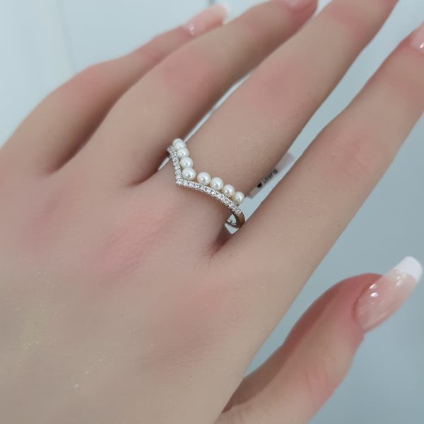 White Gold Diamond ring with Pearls - R4597