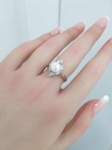 White Gold Diamond Ring with Pearl - R4480