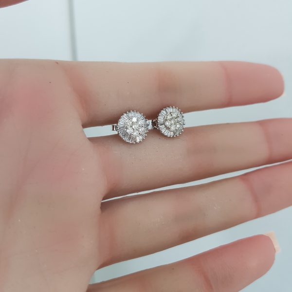 White Gold Diamond Earrings - E4989