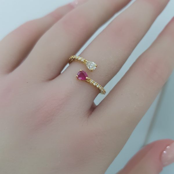 Yellow Gold Diamond Ring with Natural Ruby - R7529