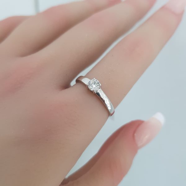 White Gold Diamond Ring - R4474