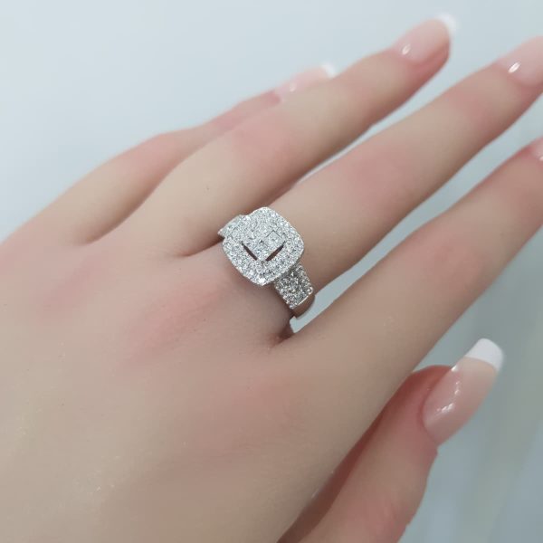 White Gold Diamond Ring - R4576