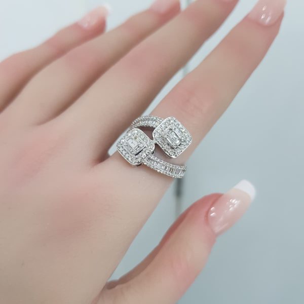 White Gold Diamond Ring - R4618