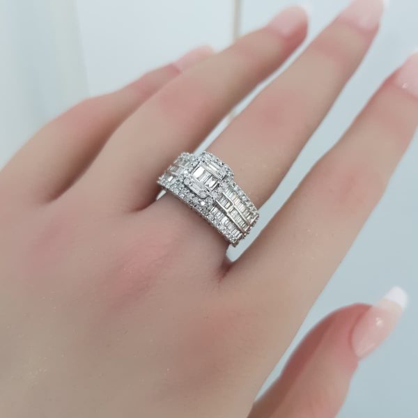 White Gold Diamond Ring - R4636