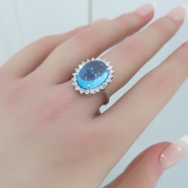 White Gold Diamond Ring with Blue Topaz - R7541