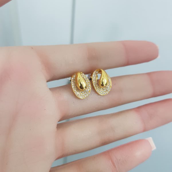 Yellow Gold Diamond Earrings - E2014
