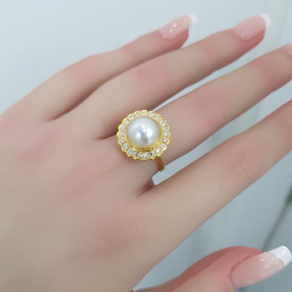 Yellow Gold Diamond Ring with Pearl - R4457