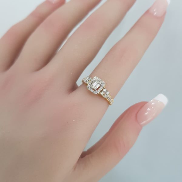 Yellow Gold Diamond Ring - R7526