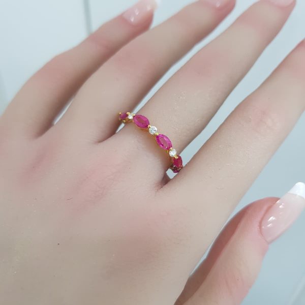 Yellow Gold Diamond Ring with Ruby - R7584