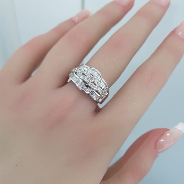 White Gold Diamond Ring - R7589