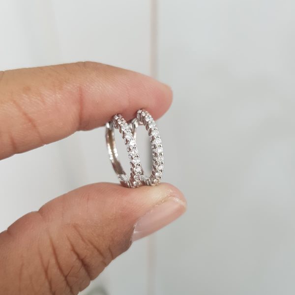 White Gold Diamond Earrings - E5027