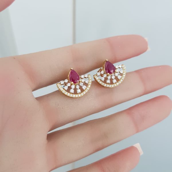 Yellow Gold Diamond Earrings with Ruby - E5032
