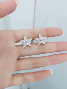 White Gold Diamond Earrings - E5030