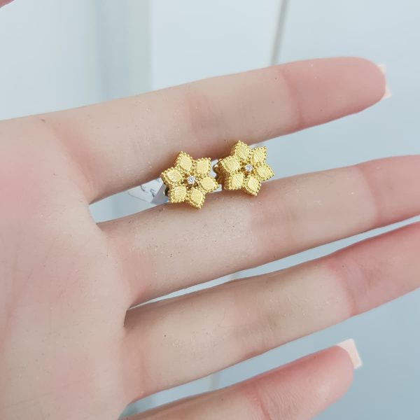 Yellow Gold Diamond Earrings - E5005