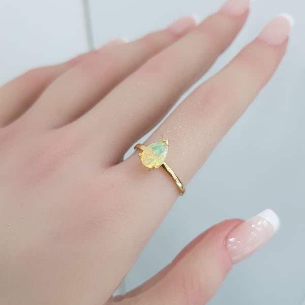 Yellow Gold Ring with Opal - R7616