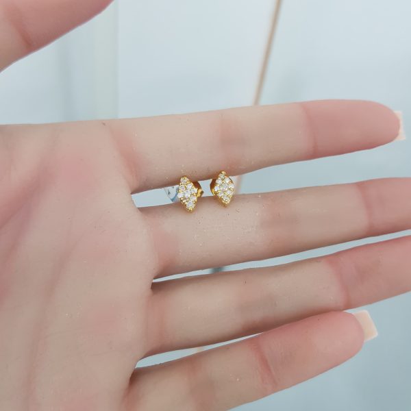 Yellow Gold Diamond Earrings - E2031