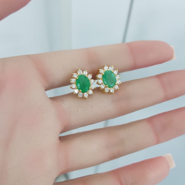Yellow Gold Diamond Earrings with Natural Emerald - E6503