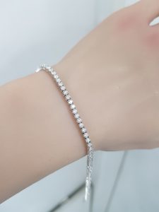 White Gold Diamond Tennis Bracelet - B5998