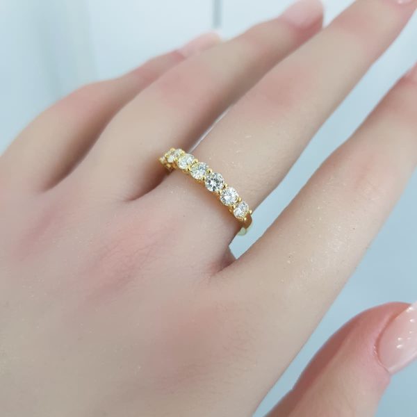 Yellow Gold Diamond Ring - R7598