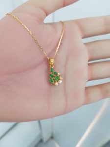 Yellow Gold Diamond Pendant with Natural Emerald - P5371