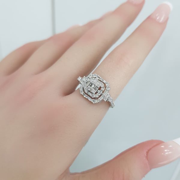 White Gold Diamond Ring - R7552