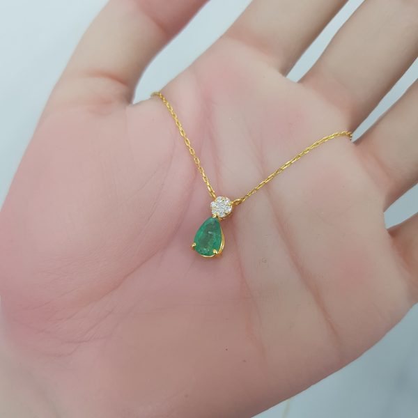 Yellow Gold Diamond Pendant with Natural Emerald - P5022