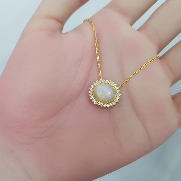 Yellow Gold Diamond Pendant with Opal - P3201