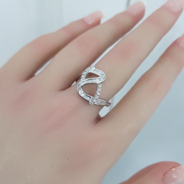 White Gold Diamond Ring - R4477
