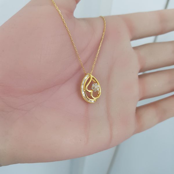 Yellow Gold Diamond Pendant - P5324
