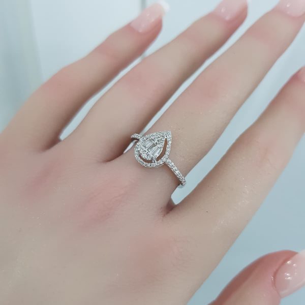 White Gold Diamond Ring - R7643