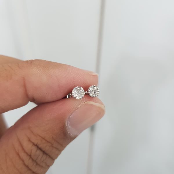 White Gold Diamond Earrings - E6508