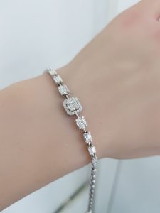 White Gold Diamond Bracelet - B6011
