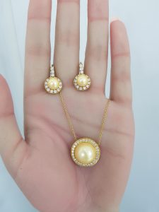 Yellow Gold Diamond Set with Pearl - P3229 & E4664