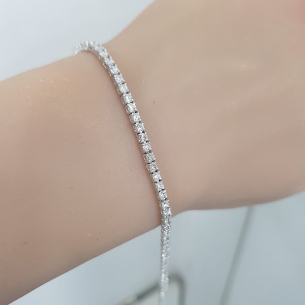 White Gold Diamond Tennis Bracelet - B6018