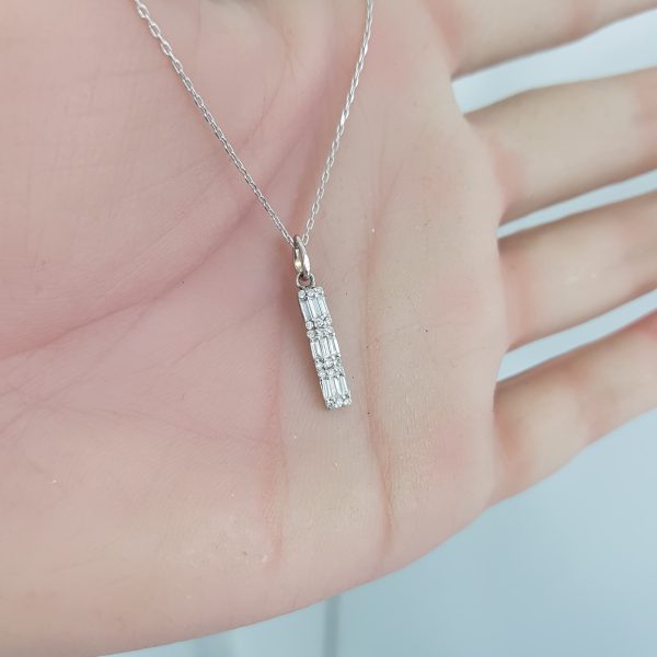 White Gold Diamond Pendant - P5132
