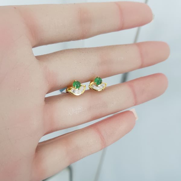 Yellow Gold Diamond Earrings with Natural Emerald - E6567